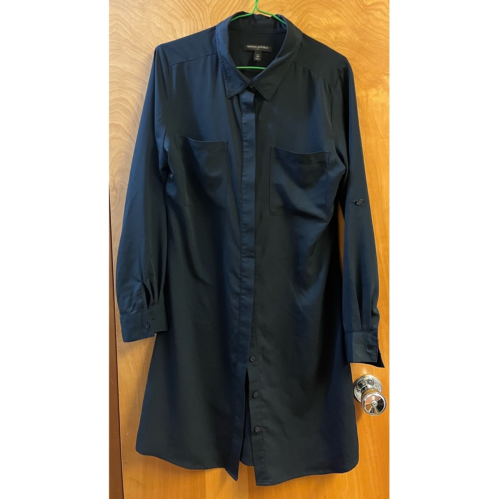 Banana Republic button-up dress
